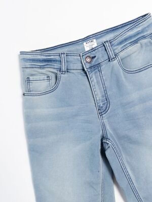Шорты джинсовые для мальчика цвет голубой с регулировкой в поясе на рост 144-155 см 12 лет KIABI *выгоревшая полоса на левой колоше