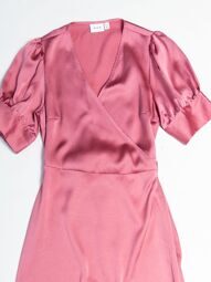 Платье на запах с поясом из атласной ткани рукава фонарики цвет розовый размер EUR 38 (rus 44) VILA *имеются незначительные затяжки