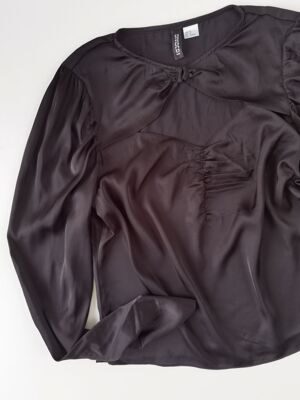 Блуза черная 40 (170) H&M атлас