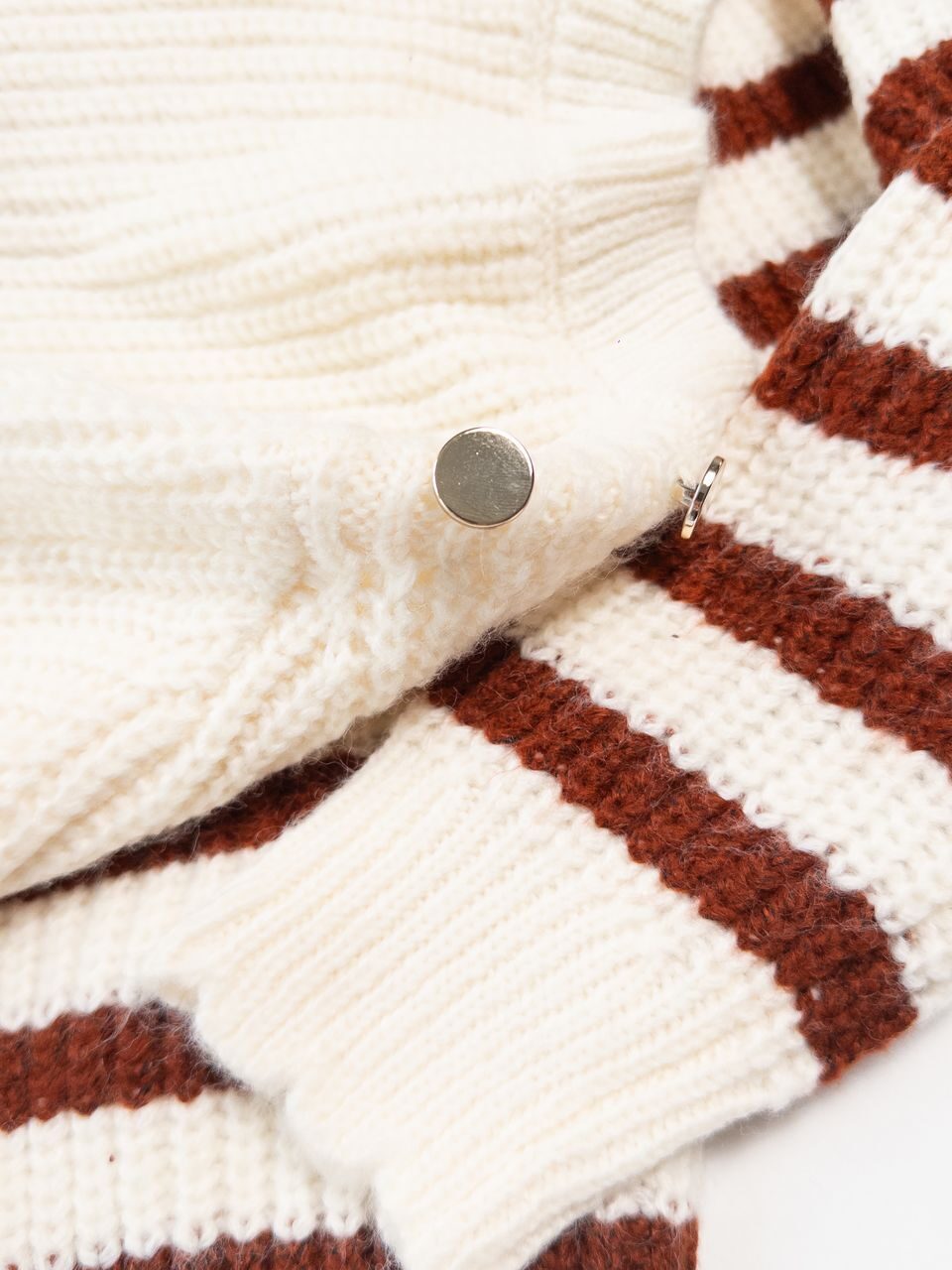 Пуловер для девочки цвет белый/коричневый/полоска на рост 126-131 см 8 лет KIABI