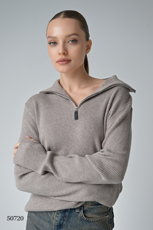 Джемпер в рубчик на молнии цвет бежевый размер onesize (подходит на rus 42-48) (50720)