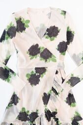Платье на запах легкое из полиамида на подкладке цвет бежевый/цветы размер EUR 36 (rus 42-44) Ganni