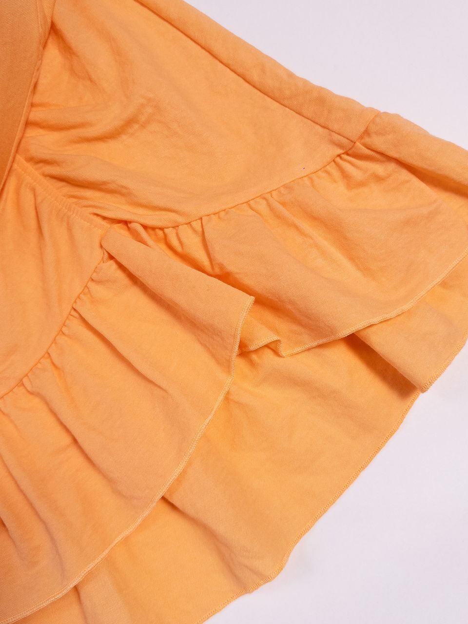 Короткая юбка классического кроя с оборкой цвет оранжевый размер EUR L (rus 48) Gina Tricot
