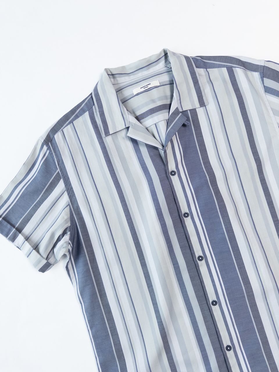 Рубашка мужская на пуговицах цвет серый/полоска размер L Jack&Jones
