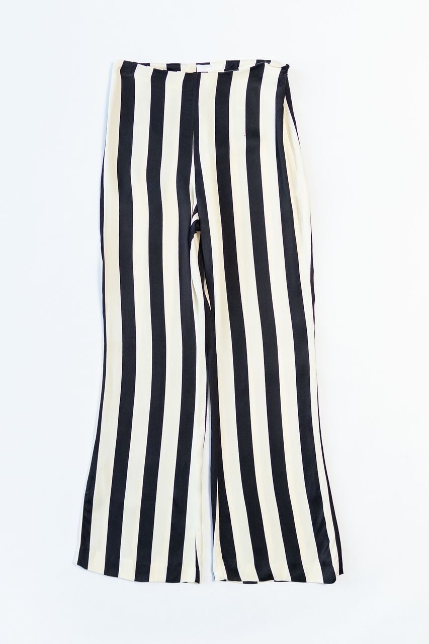 Атласные брюки сбоку на молнии цвет черный/кремовый/полоска размер EUR 36 (rus 42) H&M