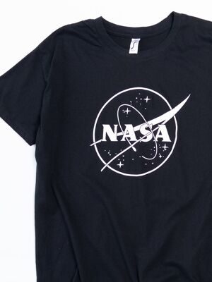 Футболка мужская  хлопковая цвет черный  принт NASA ( обхват груди 120 см)  размер XL SOL'S  Regent