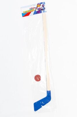 Детский набор хоккейная клюшка цвет Синий и шайба. Для активного времяпровождения на улице детей от 3 лет.