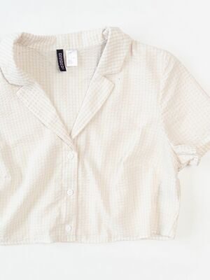 Короткая рубашка из жатой ткани цвет белый/бежевый/клетка размер EUR L (rus 48-50) H&M