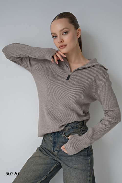 Джемпер в рубчик на молнии цвет бежевый размер onesize (подходит на rus 42-48) (50720)