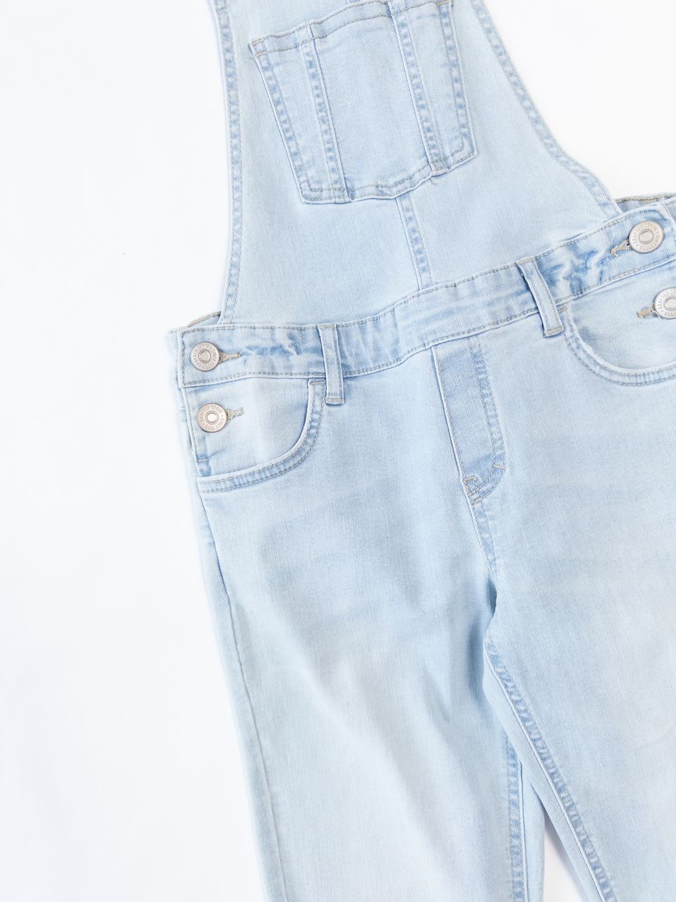 Комбинезон джинсовый для девочки цвет голубой на рост 146 см C&A (дефект выгоревшая полоска)