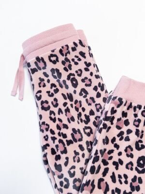 Брюки велюровые для девочки с утягивающим шнурком в поясе цвет розовый принт леопард рост 98-104 см George