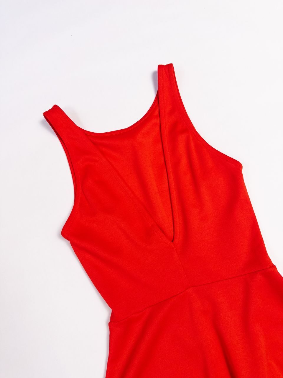 Короткое платье без рукавов из трикотажа цвет красный размер EUR 32 (rus 38) H&M