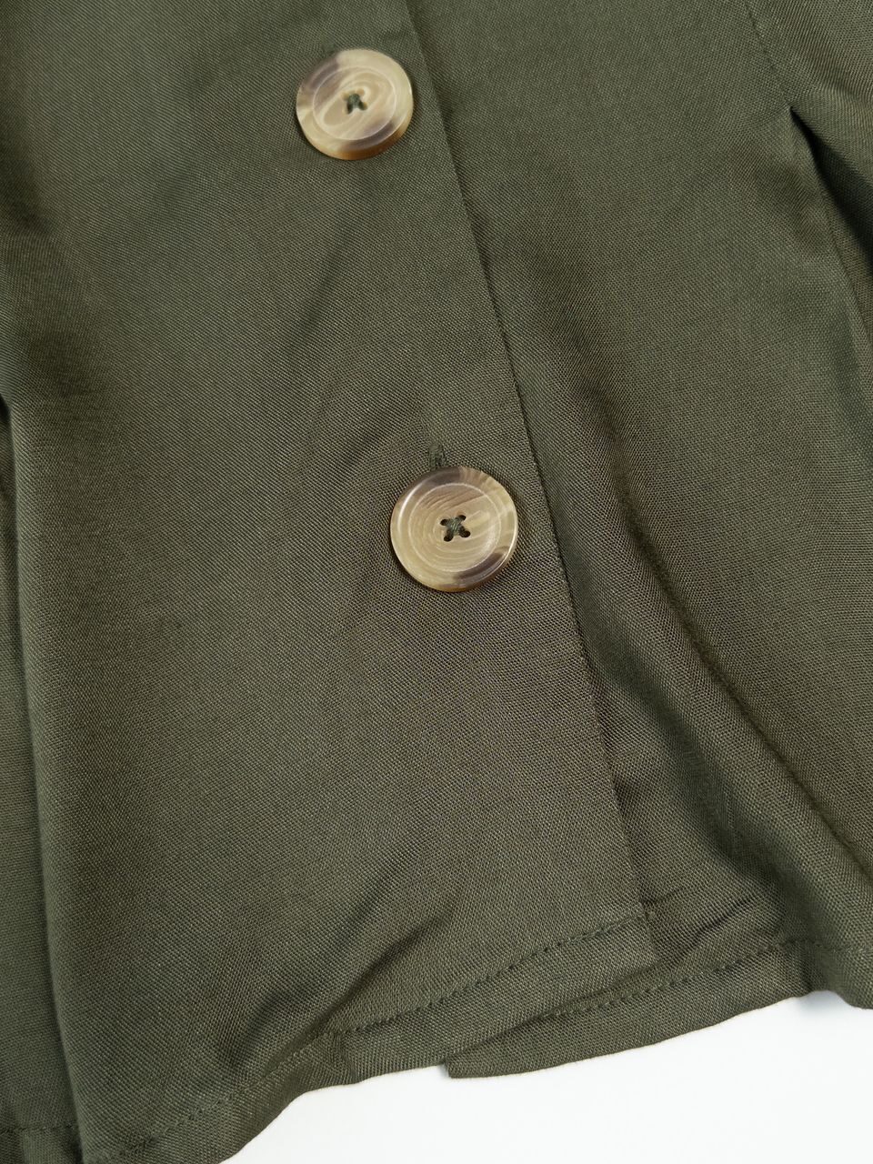 Блуза из вискозы на пуговицах цвет хаки  размер  UK 12 (rus 46) BY VERY