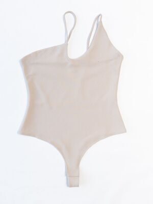 Боди-стринги из крепированной ткани женское на одно плечо/кнопках снизу цвет бежевый размер eur S (rus 44-46) H&M