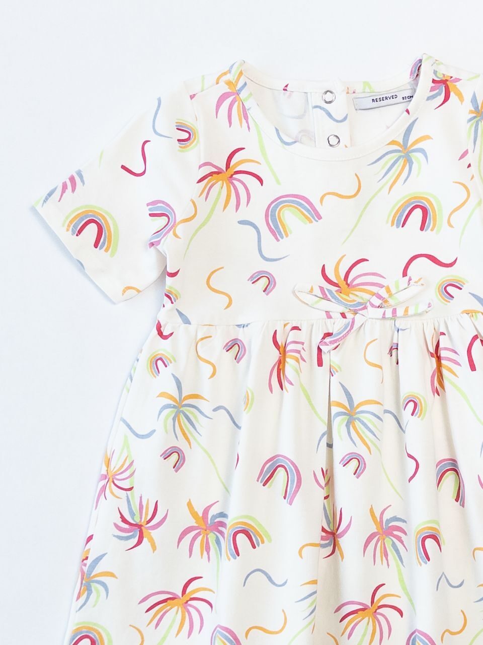 Платье хлопковое для девочки на кнопках сзади цвет молочный принт пальмы/радуга рост 92 см RESERVED
