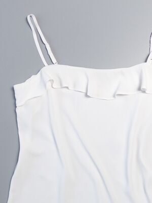 Топ из креповой ткани женский на регулируемых бретелях с оборкой на груди цвет белый размер EUR 40 ( rus 46-48) H&M